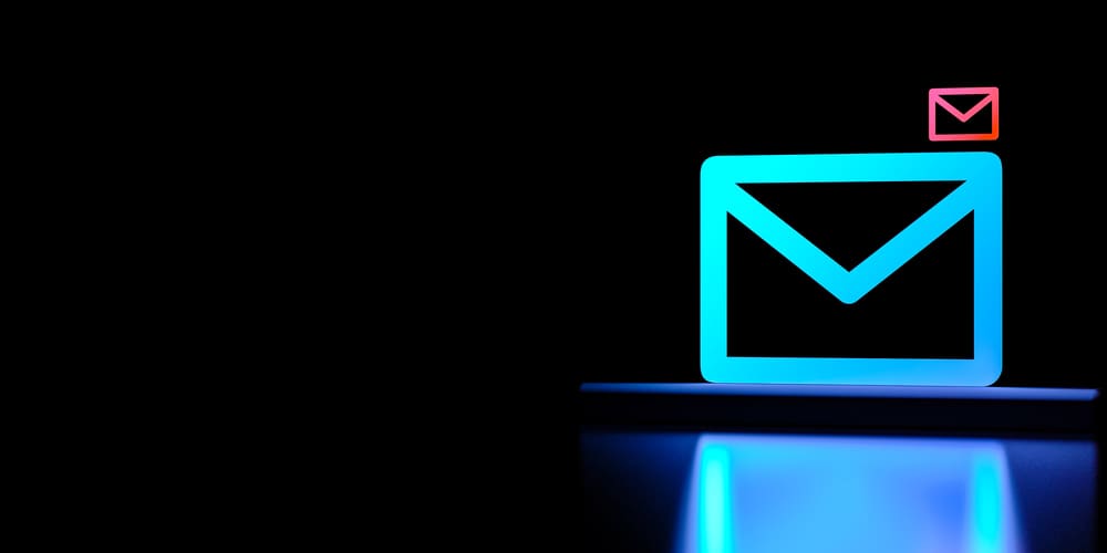 Dark mode em e-mail marketing: tudo que você precisa saber